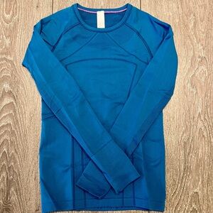 Ivivva Fly Tech Blue Long Sleeves Top - Size 8